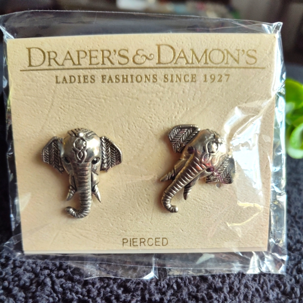 Draper's & Damon's Elephant Earrings